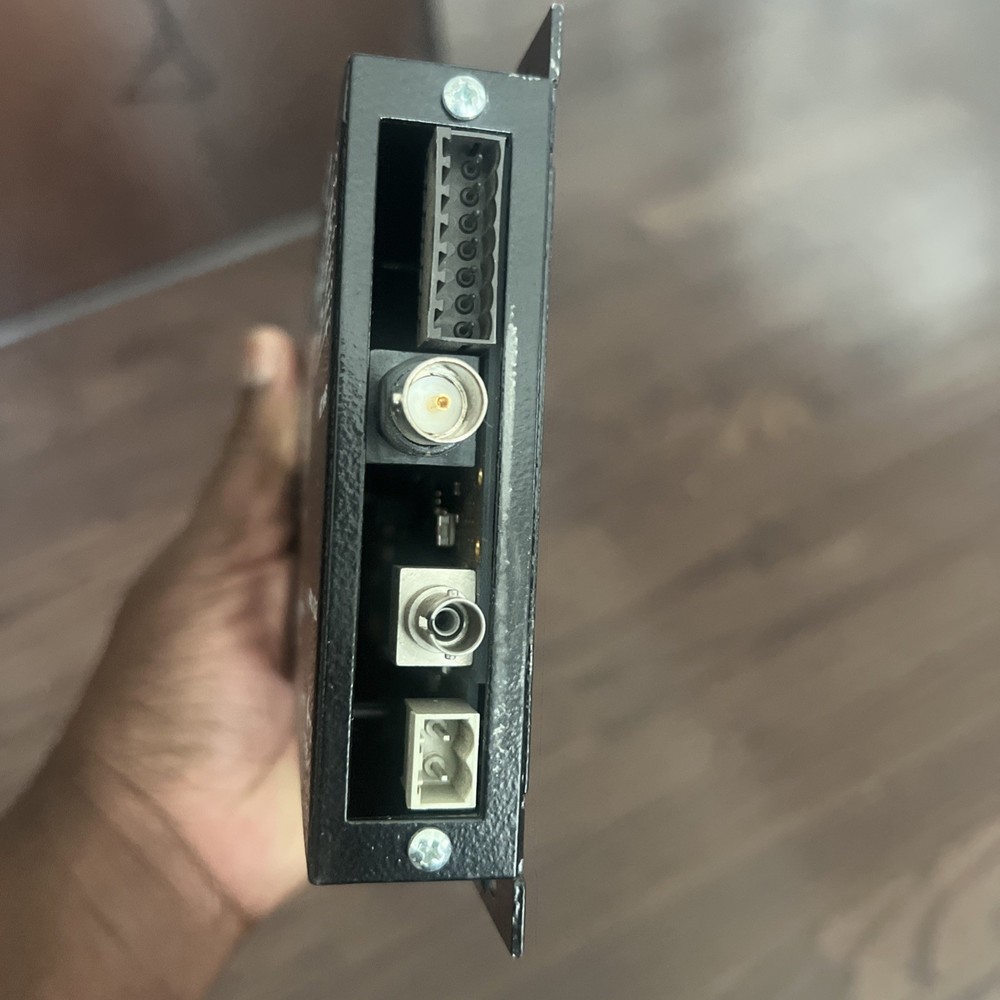 IFS VT1910 FM VIDEO TRANSMITTER + DATA TRANSCEIVER