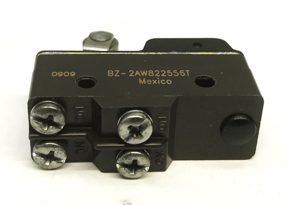 Total Source Yale Micro-Switch YT514826101 NOS