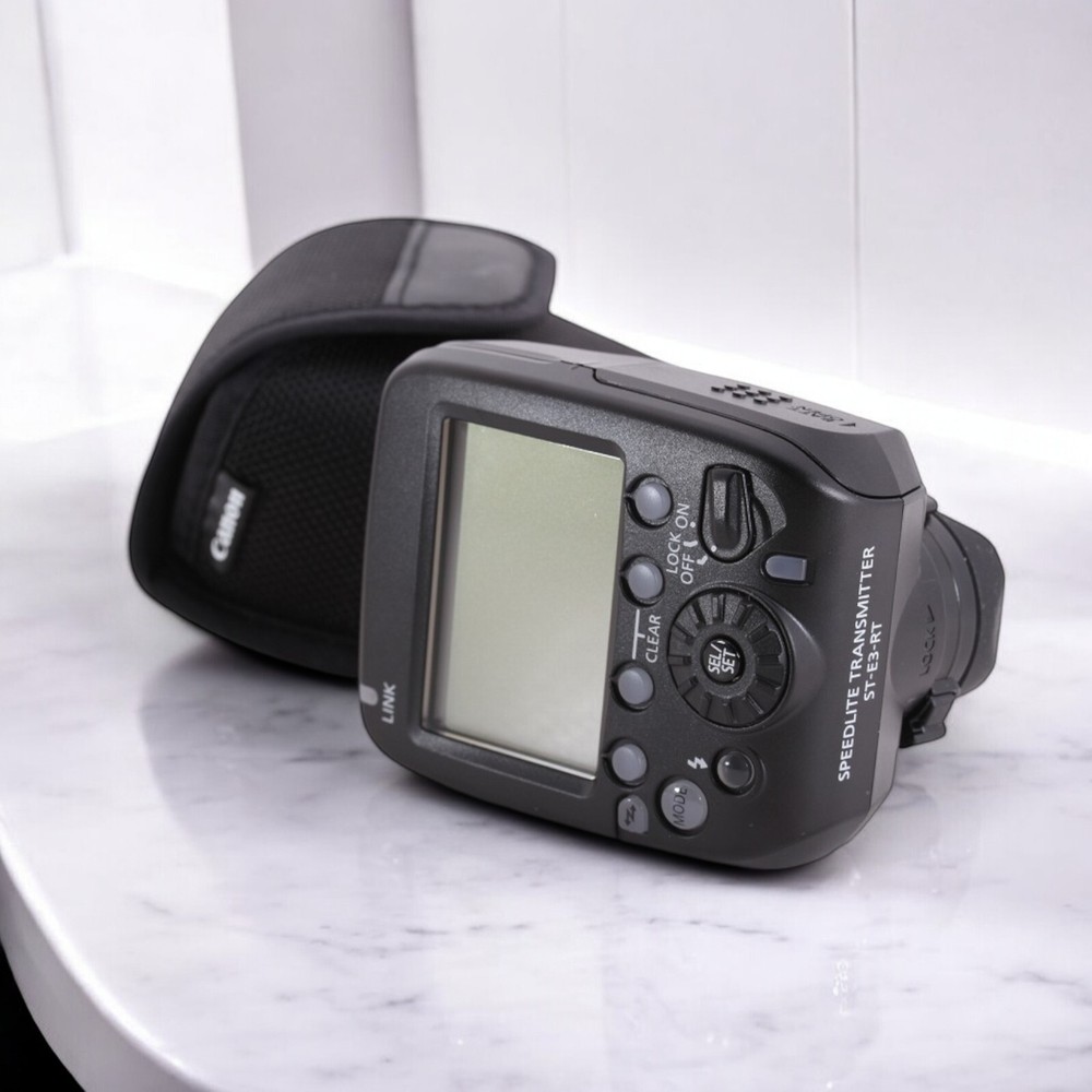 Canon Speedlite Transmitter ST-E3-RT Japan