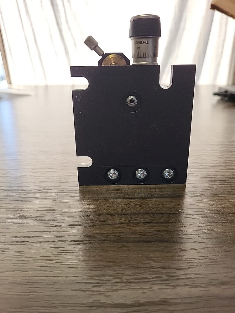 Thorlabs MBT616D/M - 3-Axis MicroBlock Compact Flexure Stage