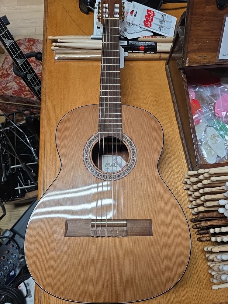 Strunal 4855 1/2 Size Classical Guitar