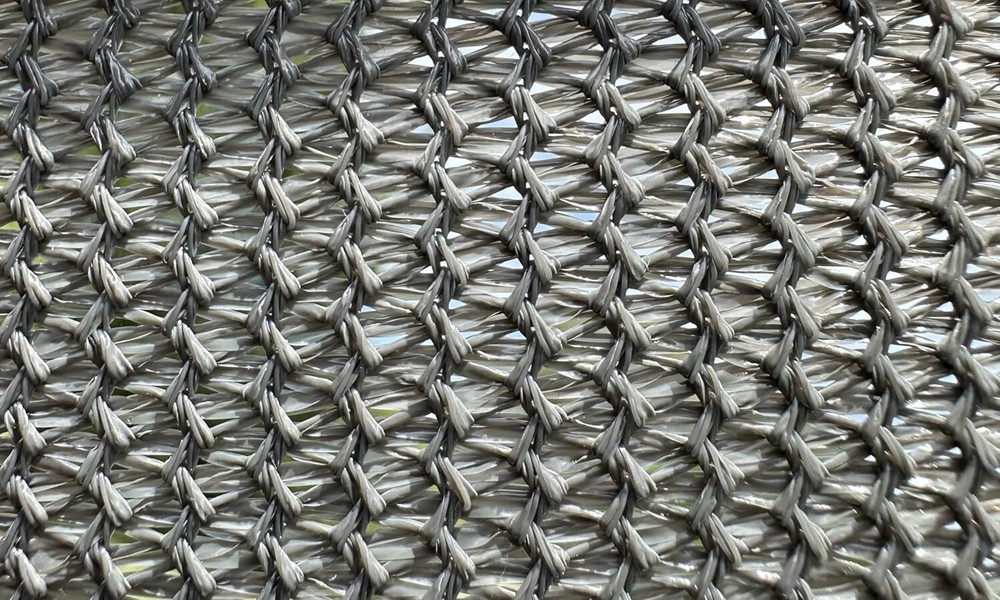 Adjustable Chicken Saddle with Grey Mesh for Medium to Large Hens