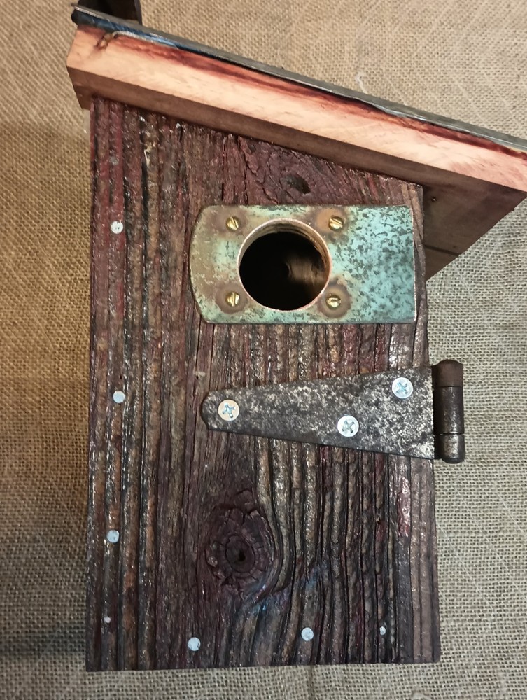 Rustic BIRDHOUSE made with salvaged & recycled material