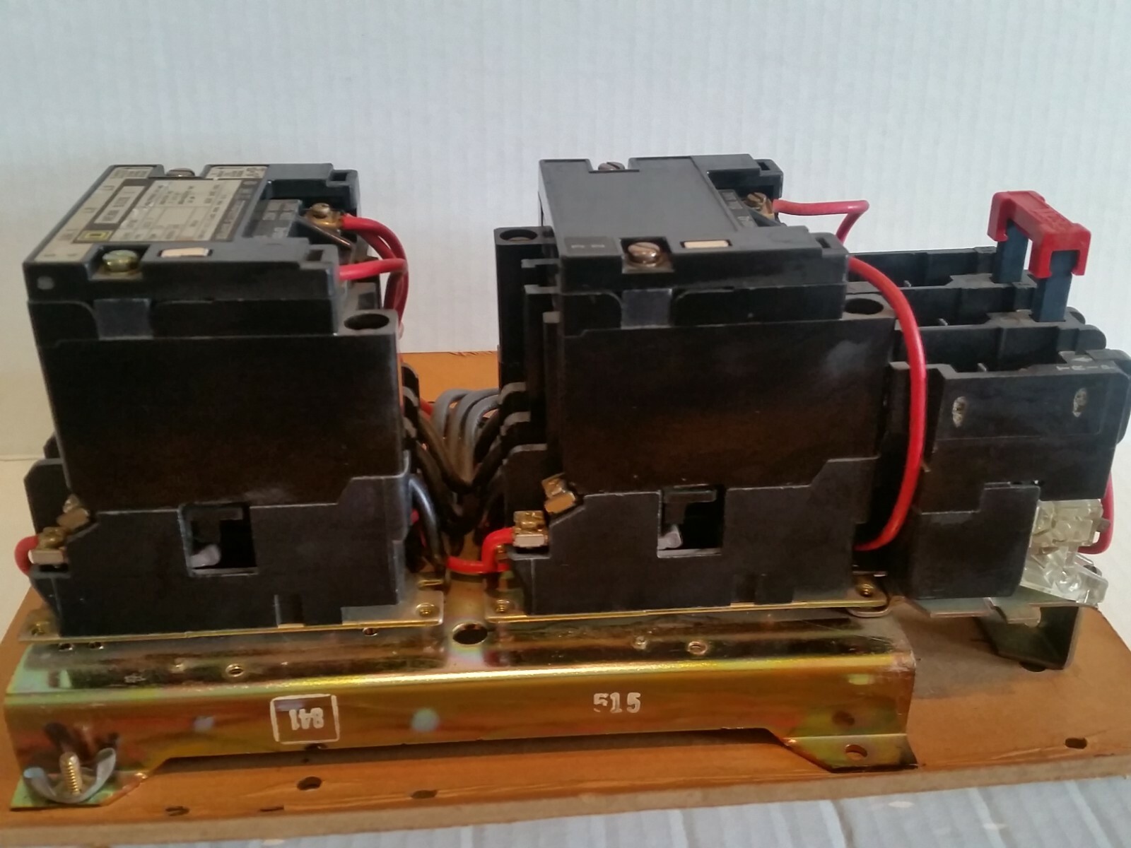 SQUARE D 8736SCO7V02 NEMA Size 1 3-Pole AC Reversing Magnetic Starter, NEW!