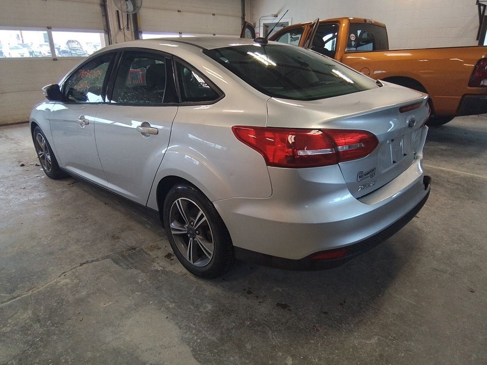 2015-2018 Ford Focus Front 4.2" Display Screen