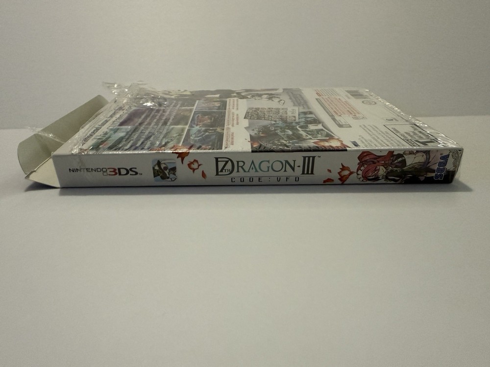 7th Dragon III Code: VFD Nintendo 3DS Empty Box with Artbook