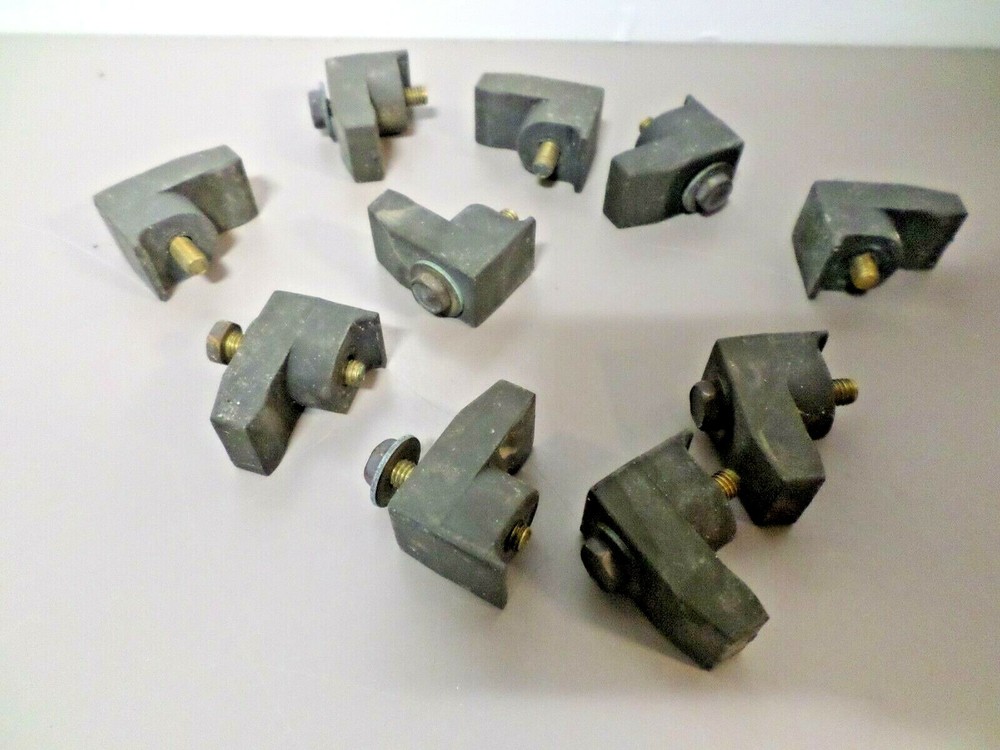 10 - FG2000B Flash Guard L-865 Globe Assembly Hold Down Tabs