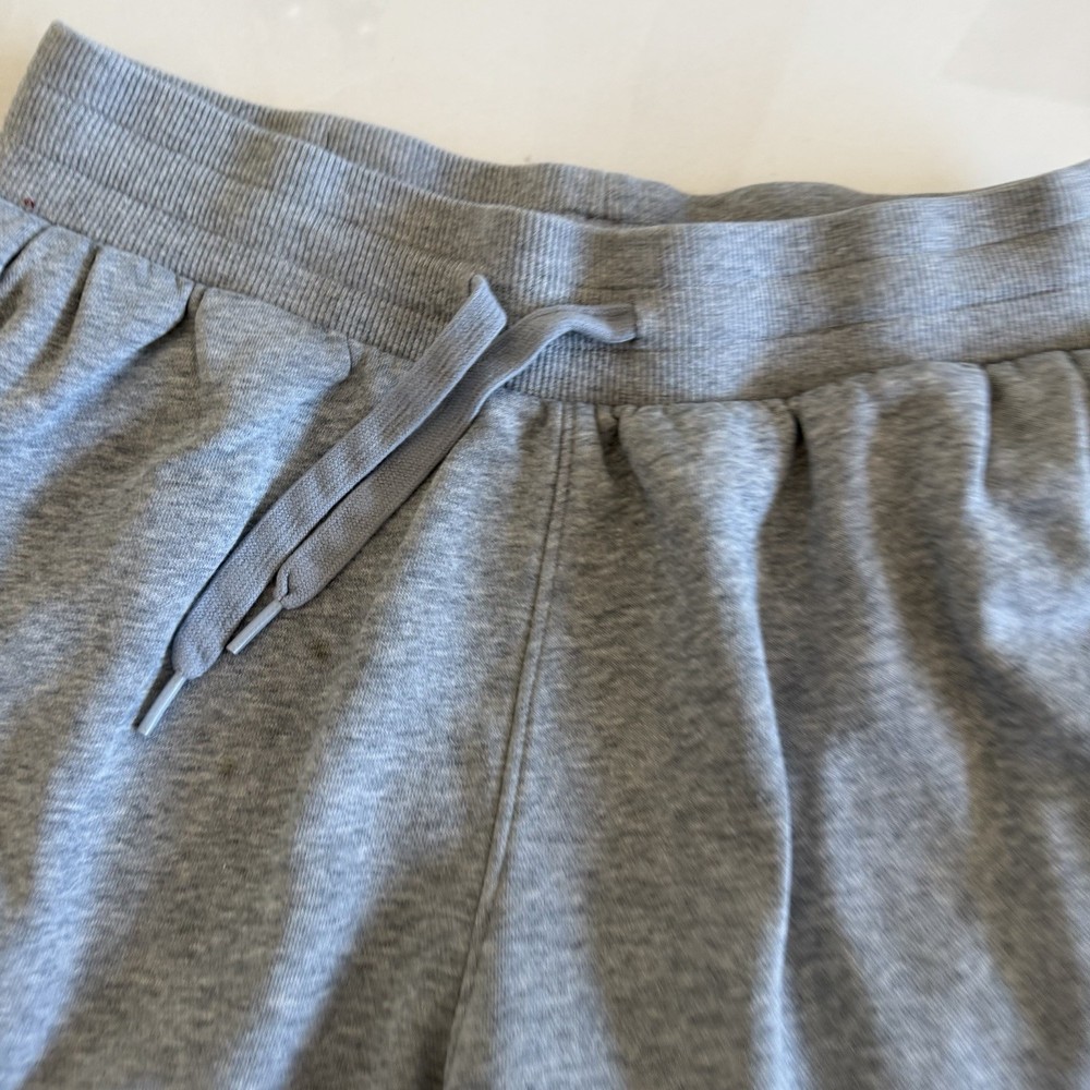 Under Armour Grey Shorts Mens Medium