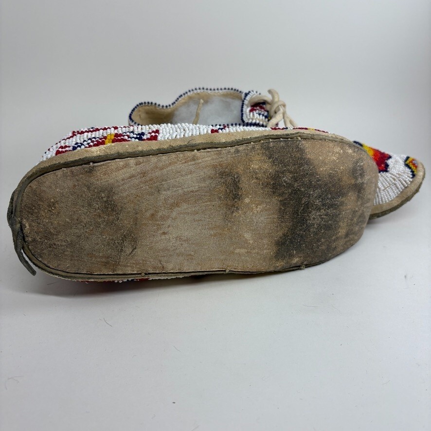 Antique Plains Indians Native American Moccasins Beaded Ceremonial Sioux