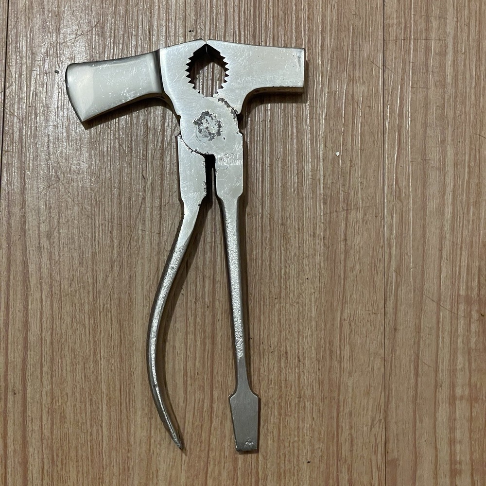 GOTT Germany Multi Tool Pliers Axe Hammer Screwdriver Nail Puller Chrome