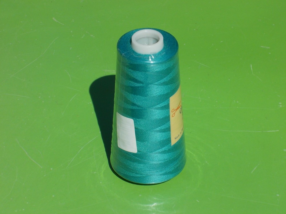 OVERLOCK THREAD SPOOL 100% SPUN POLYESTER 3000 YDS PRICED SEW RIGHT COLOR # 3291