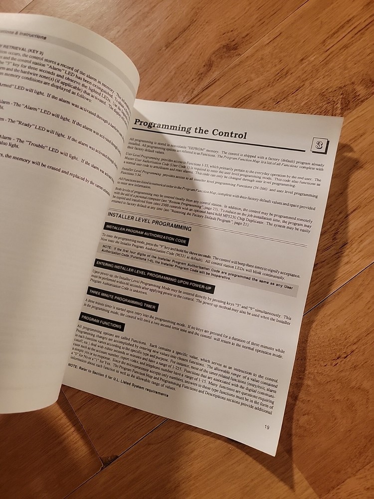 Aritech Moose Z900 Specifications & Instructions Manual