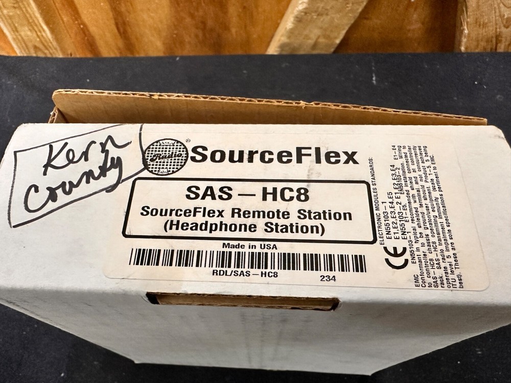 RDL SAS-HC8 Headphone Control Station for SourceFlex Distributed Audio System