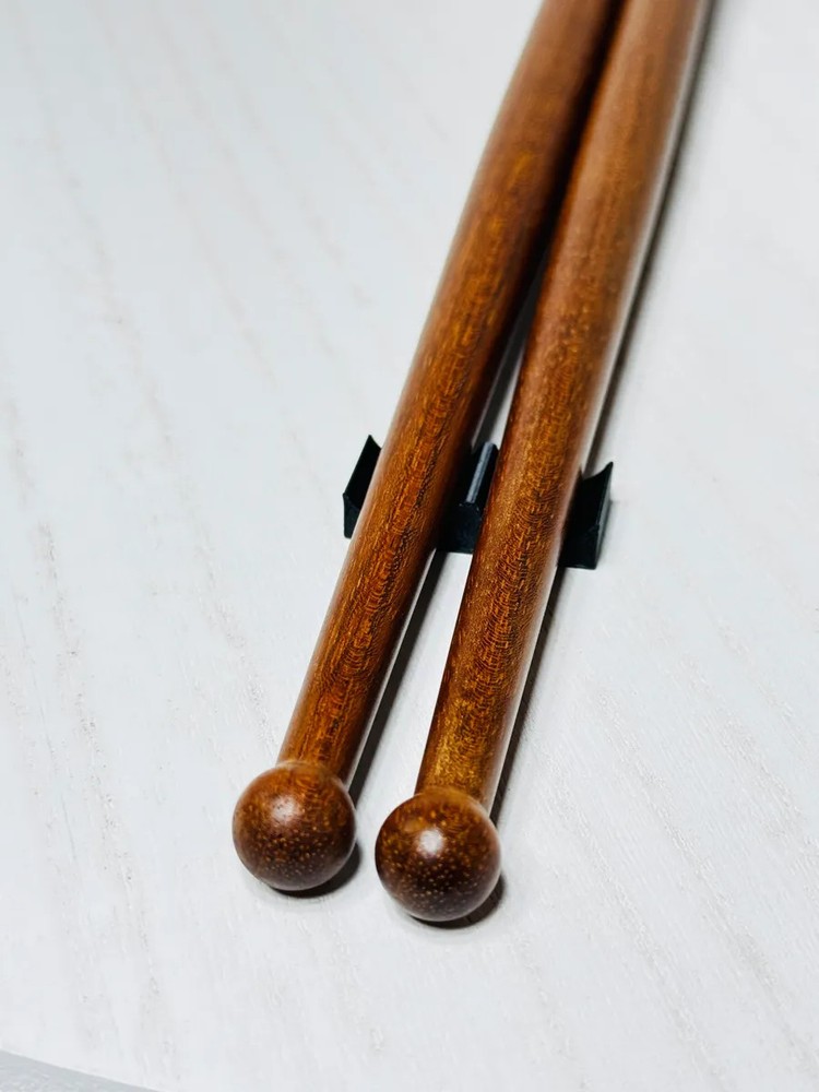 Chechen wood 2B extra long taper beaded tip