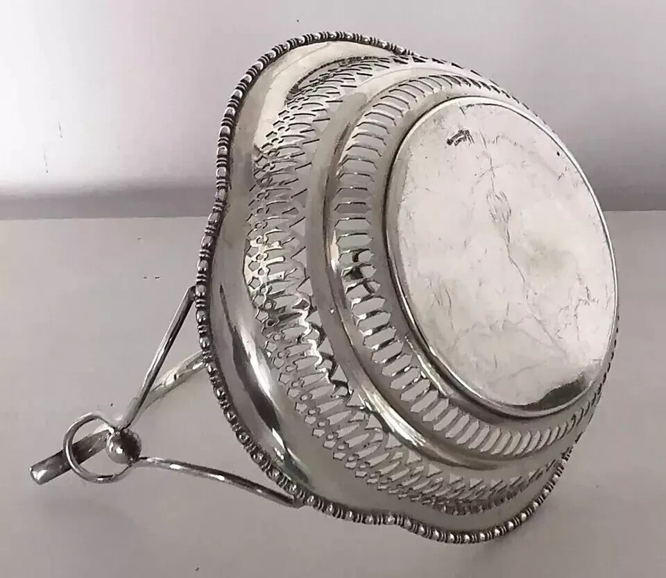 Mappin & Webb Solid Silver Cake Basket - Sheff. 1905