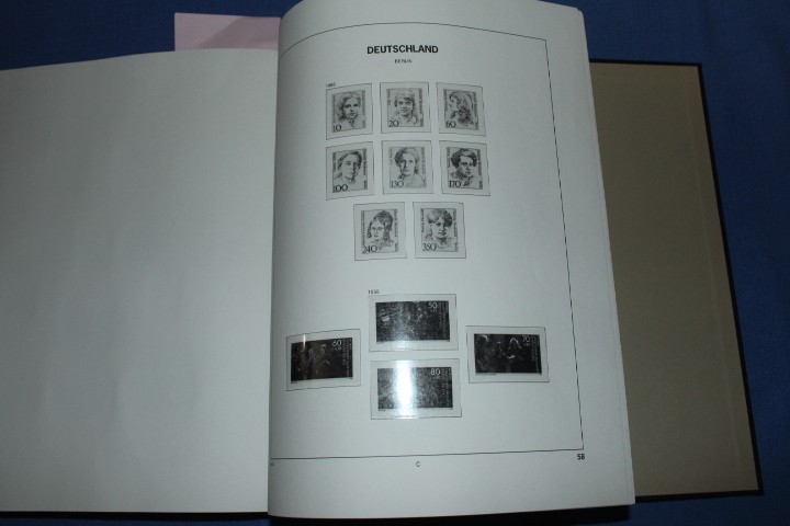 BUND Germany + Berlin DAVO Hingeless binder dustcase BlueLakeStamps Most Useful