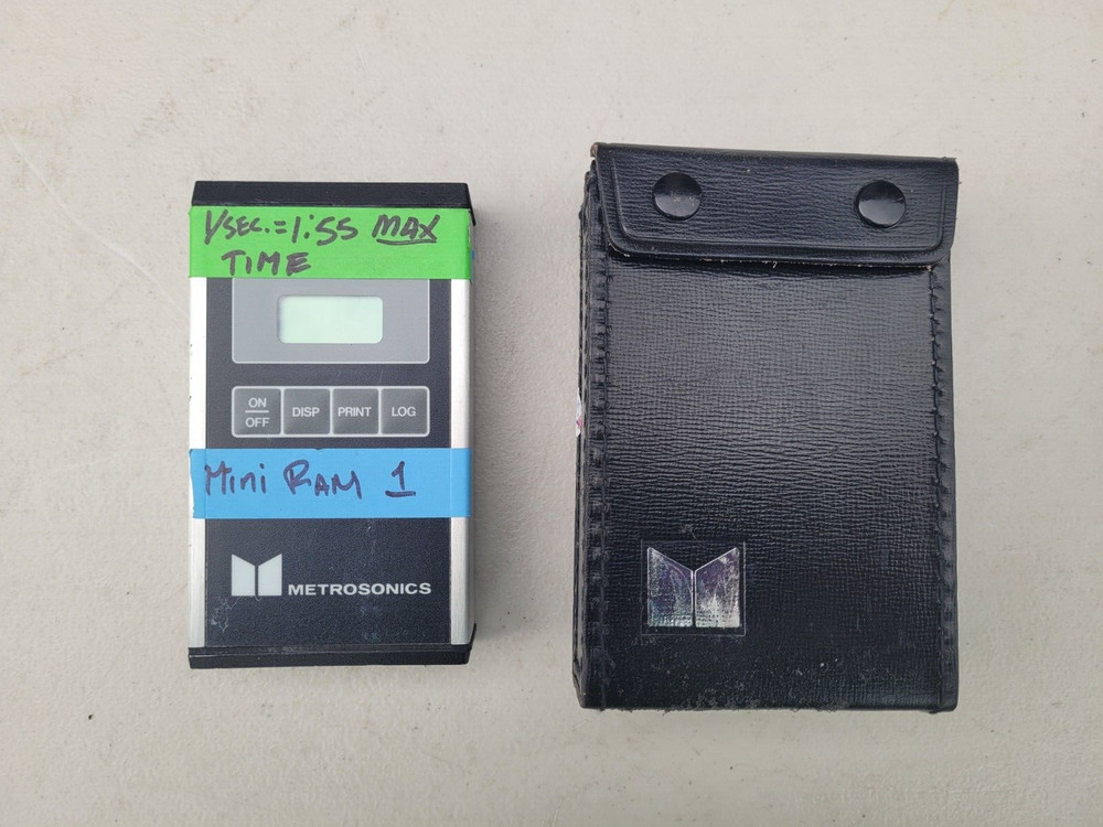 Metrosonics DL-3200 Data Logger/Metrologger w/  Case