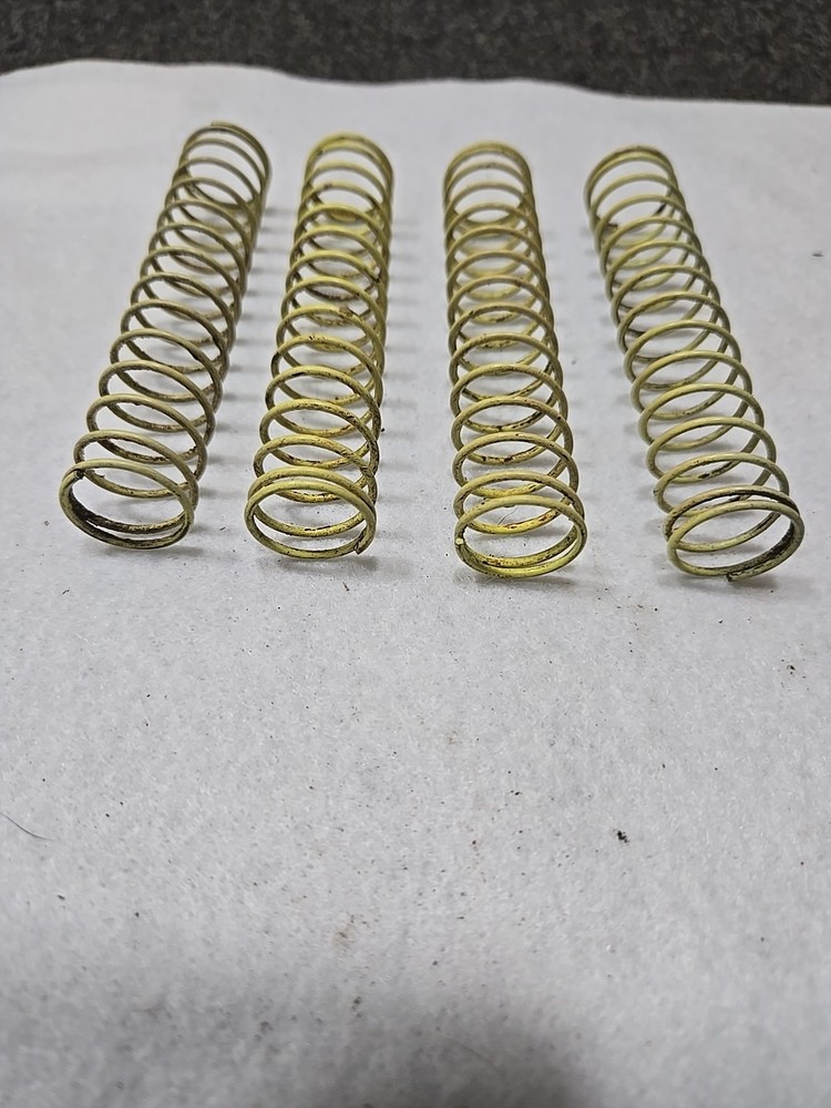 1/8 Scale Unknown Springs GOOD Condition