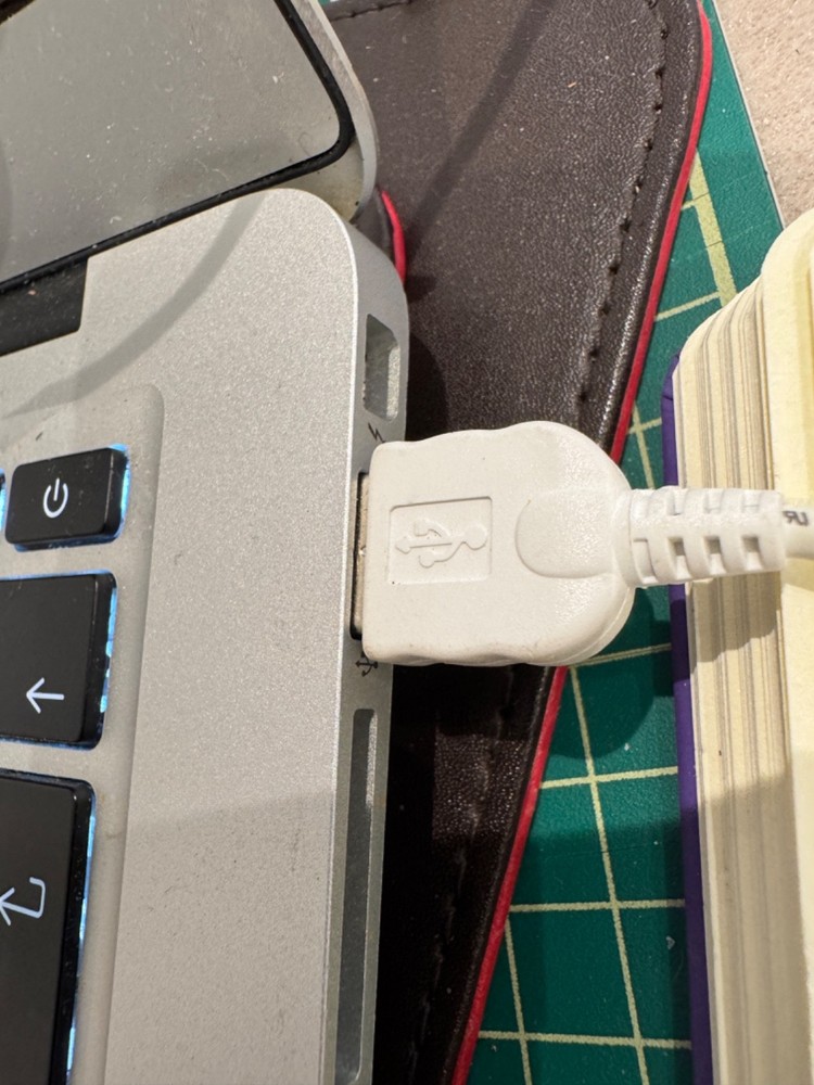 LEXAR MULTICARD 24-IN-1 USB CARD READER