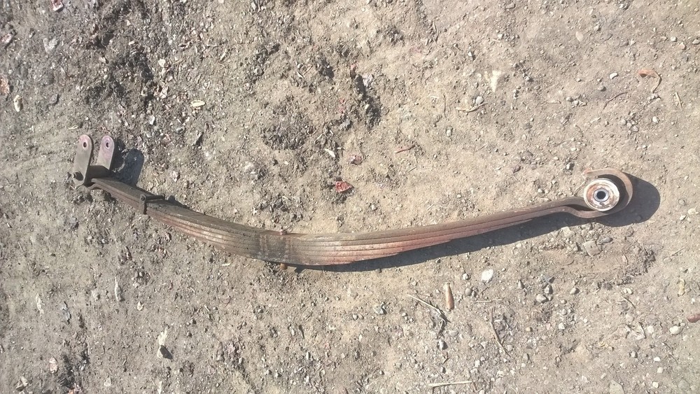 FRONT SPRING 6 LEAF - REMOVED 03 REG FORD TECTOR