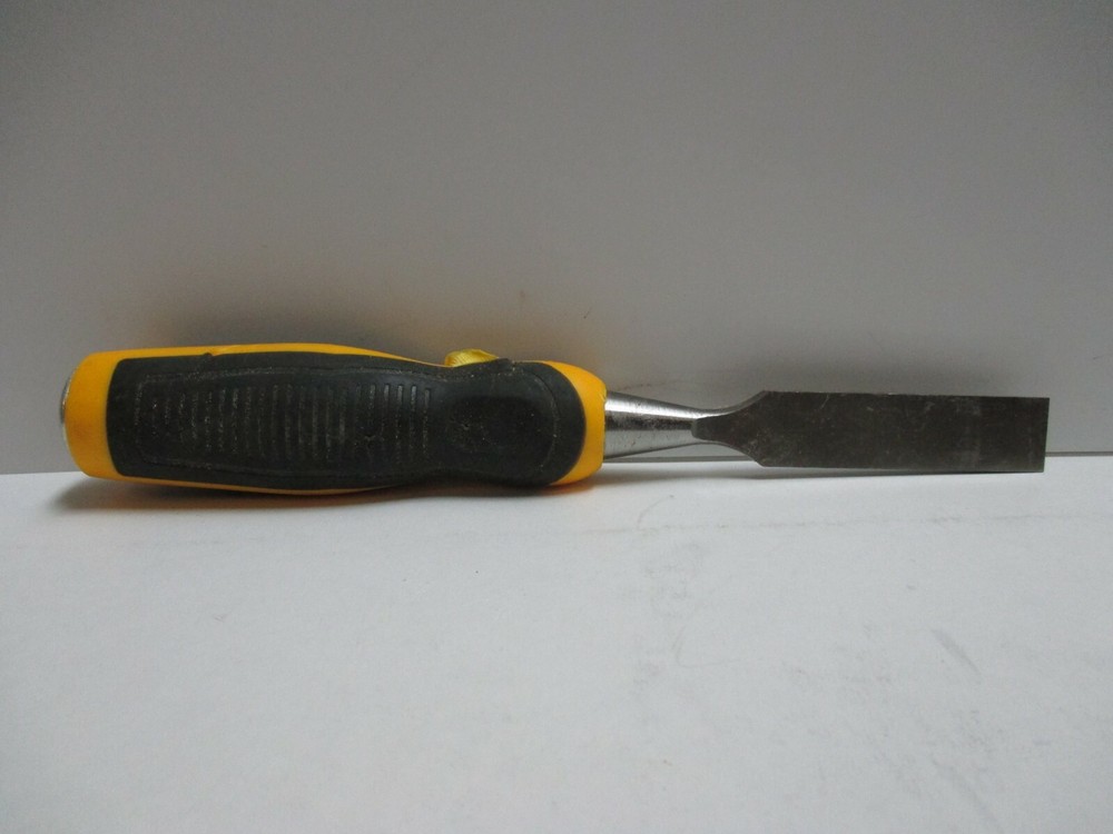 Dewalt Wood Chisel 3/4”- 18MM good used
