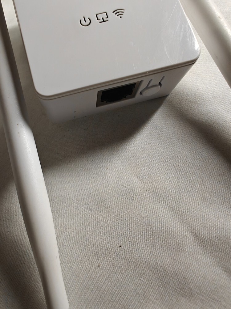 Setek SE-01 300Mbps Wireless Repeater, Extender