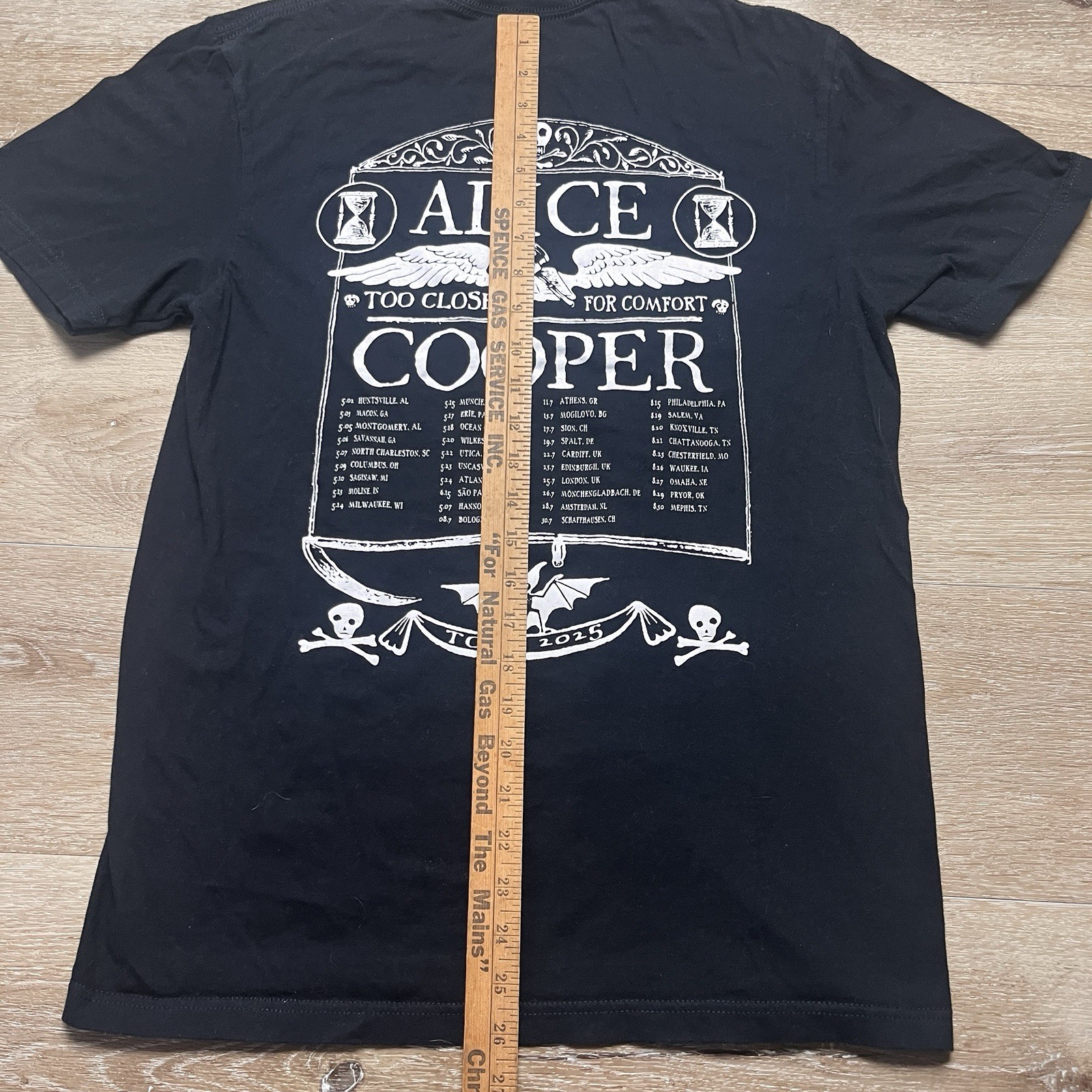 Alice Cooper 2025 Concert Tour Shirt Size Medium For Deeds Against Humanity