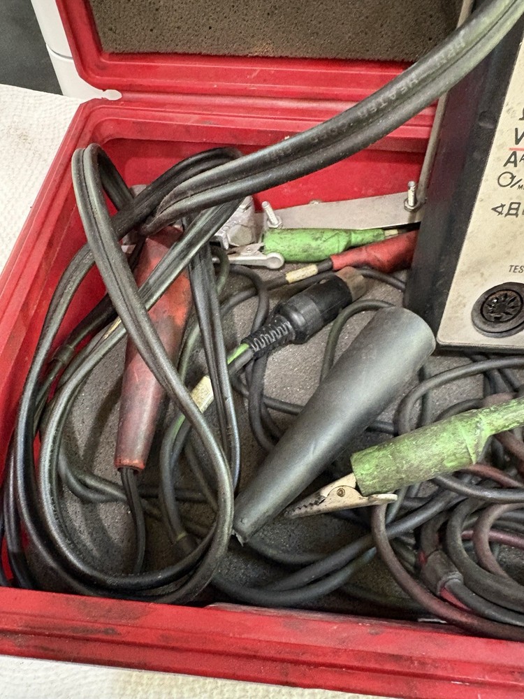 MAC tools ET3707 digital engine analyzer 10 megohms