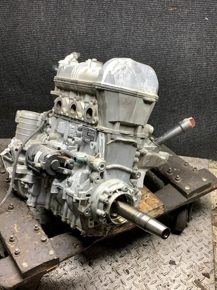 22 Can-Am Ryker Rally 900 Engine Motor Ring 85E