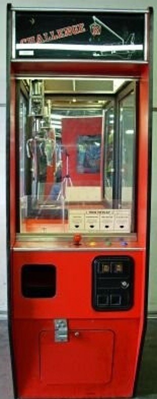 CHALLENGER CRANE/CLAW MACHINE (Excellent Condition)