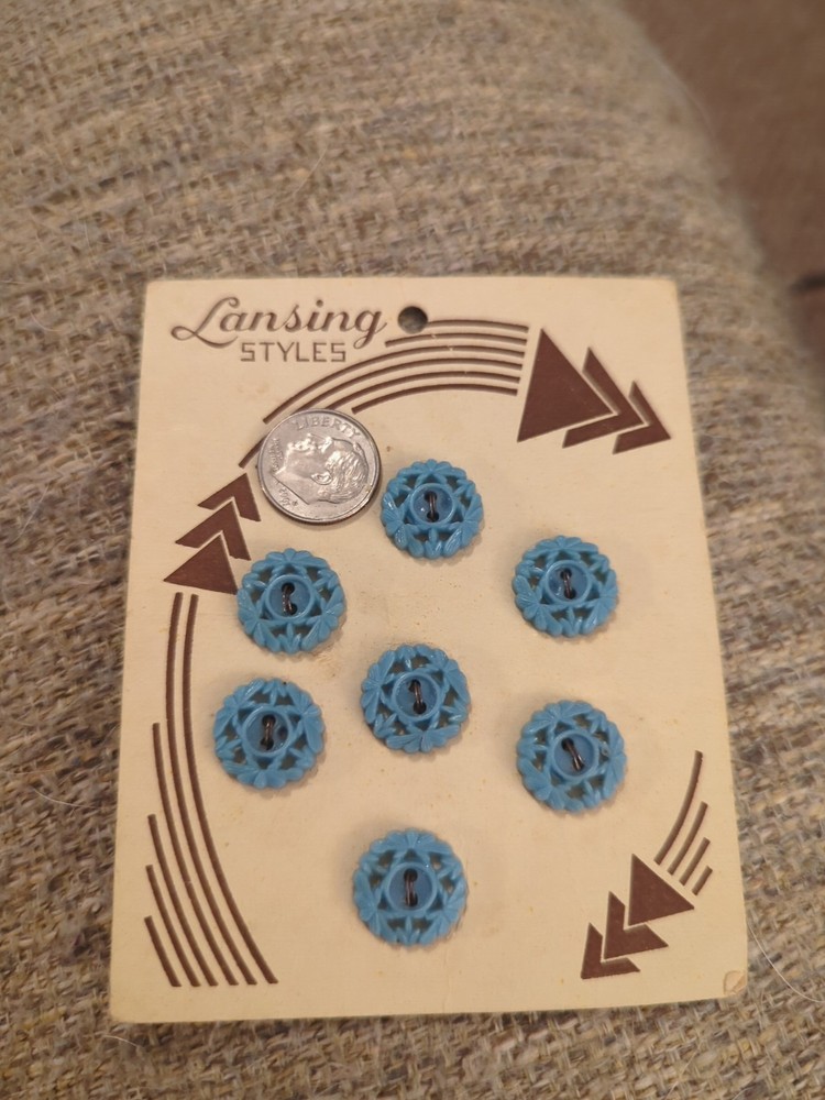Lansing Styles 7 Blue Buttons