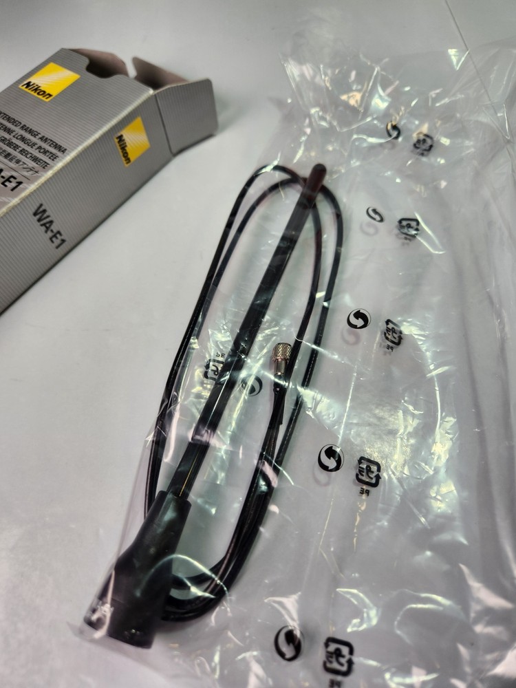 Nikon WA-E1 Extended Range Antenna for WT-1 Wireless Transmitter D2x, D2H, D200