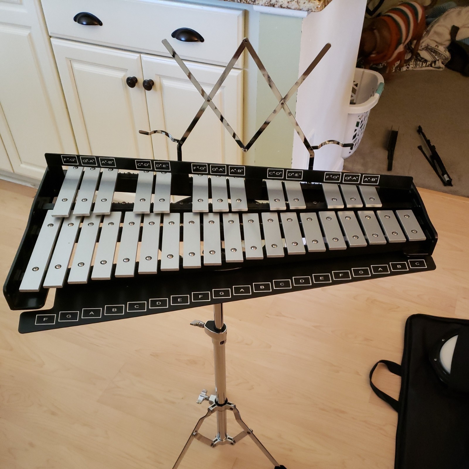 Mapex Rolling Bel Glockenspiel Musical Instrument With Extras See Below.