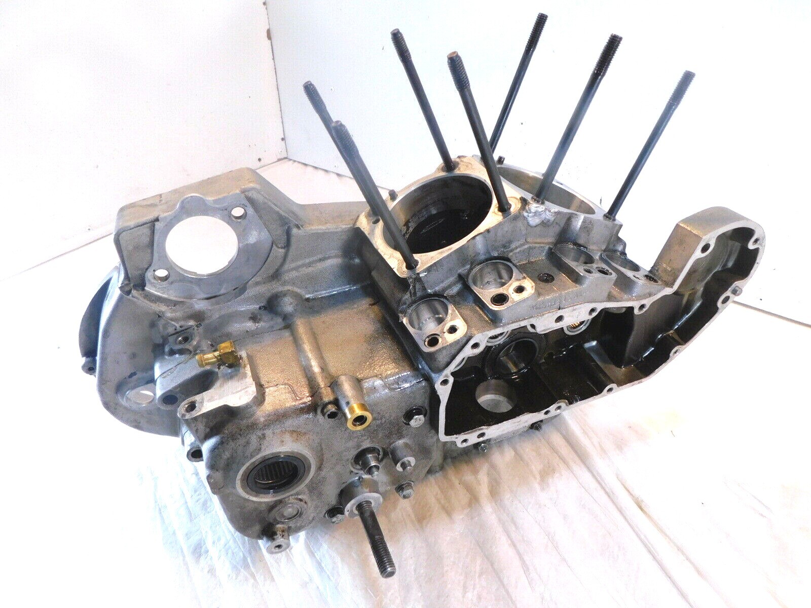 Harley Davidson Sportster 883 & 1200 Silver Crankcase Cases Engine Block