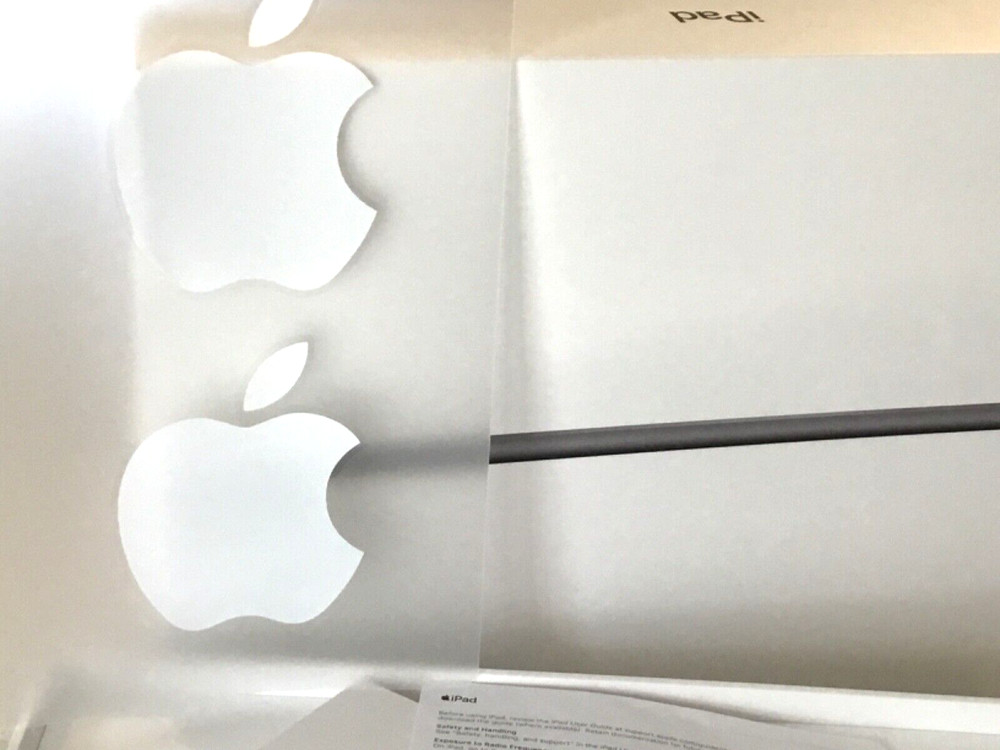 EMPTY Apple iPad 9th Generation 64GB EMPTY BOX & 2 Apple Stickers EMPTY