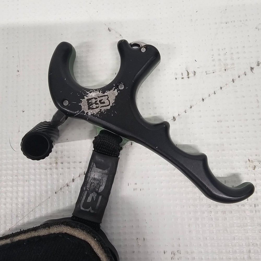 B3 Archery Exit IV 4-Finger Button Release - Green/Black