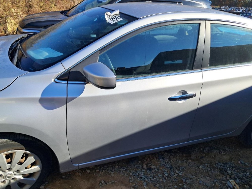 SENTRA    2016 Glove Box 4852851