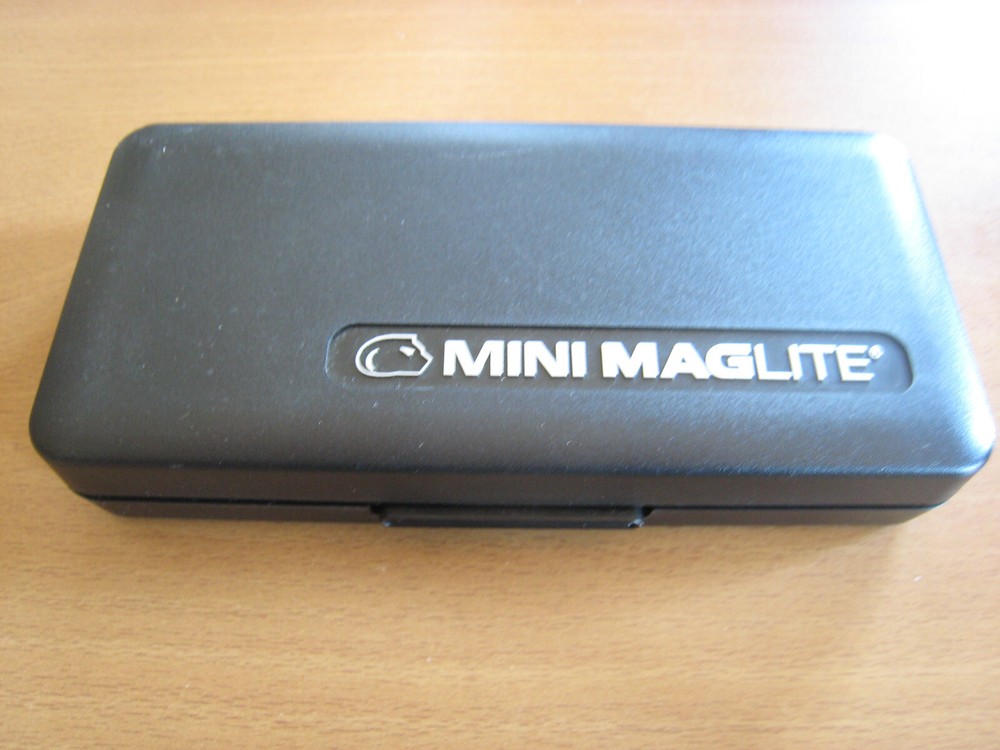 MINI MAGLITE BULB TYPE AAX2 (MADE IN USA)