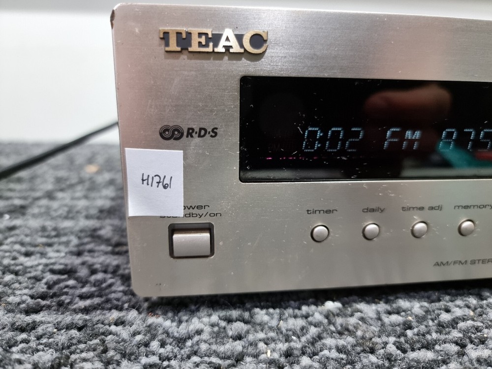 H1761 TEAC T-H300 AM/FM Stereo Tuner - Stack System - RDS - Tested