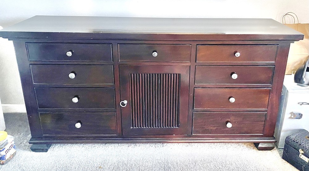 solid mahogany Bedroom Set 5pc made In Antigua.