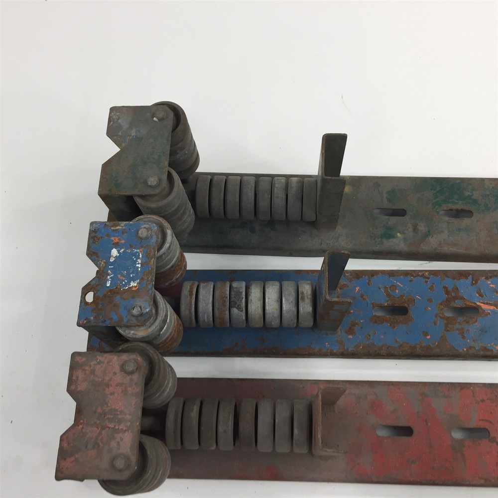 (1) Greenlee 2018-R Radius Cable Roller 21"