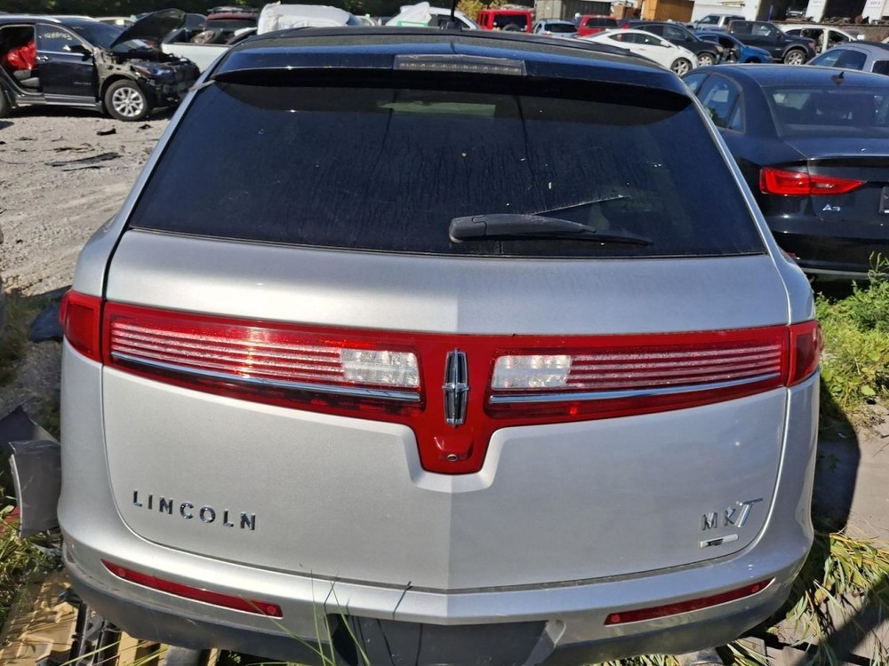 2012 Lincoln MKT SUV 8 Screen Dash Display Used NO ANTI-THEFT CODE