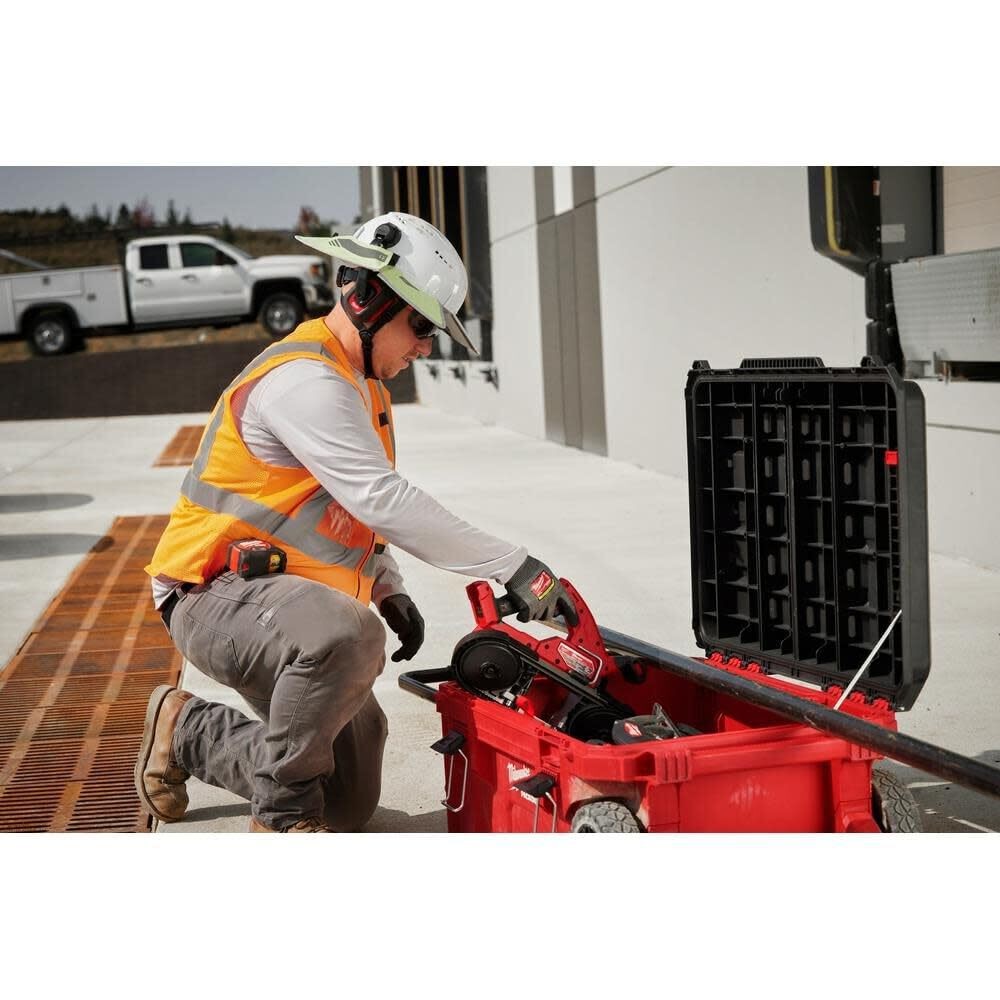 Milwaukee BOLT 24dB Earmuffs