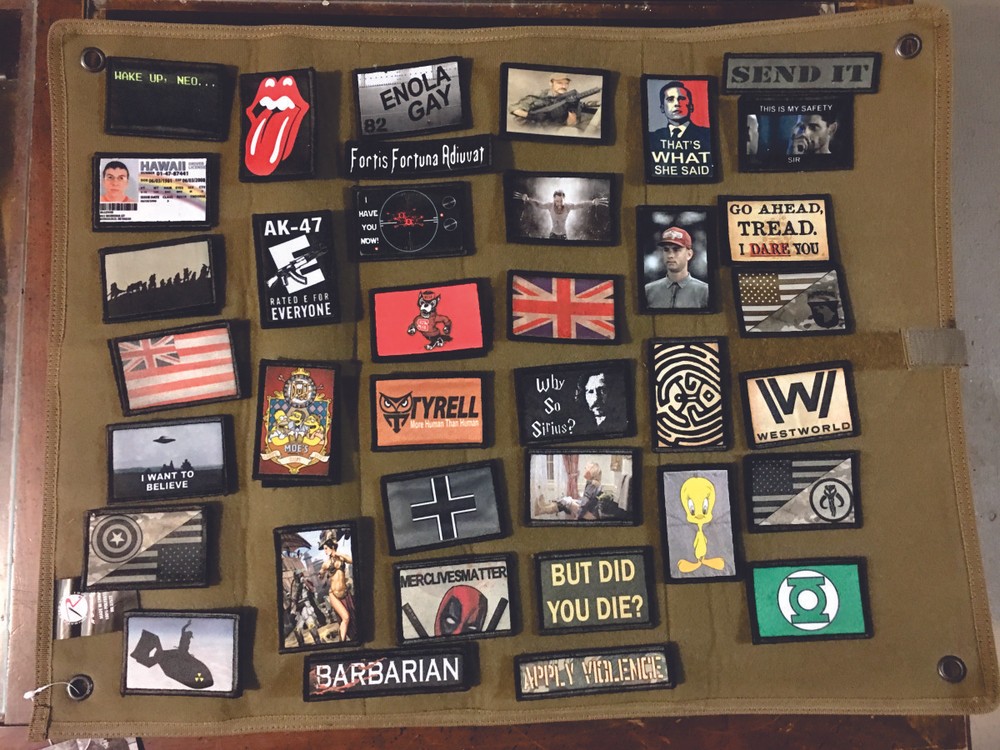 24" x 18.5" Tactical Hanging Roll-Up Morale Patch Panel +BONUS FREE MORALE PATCH