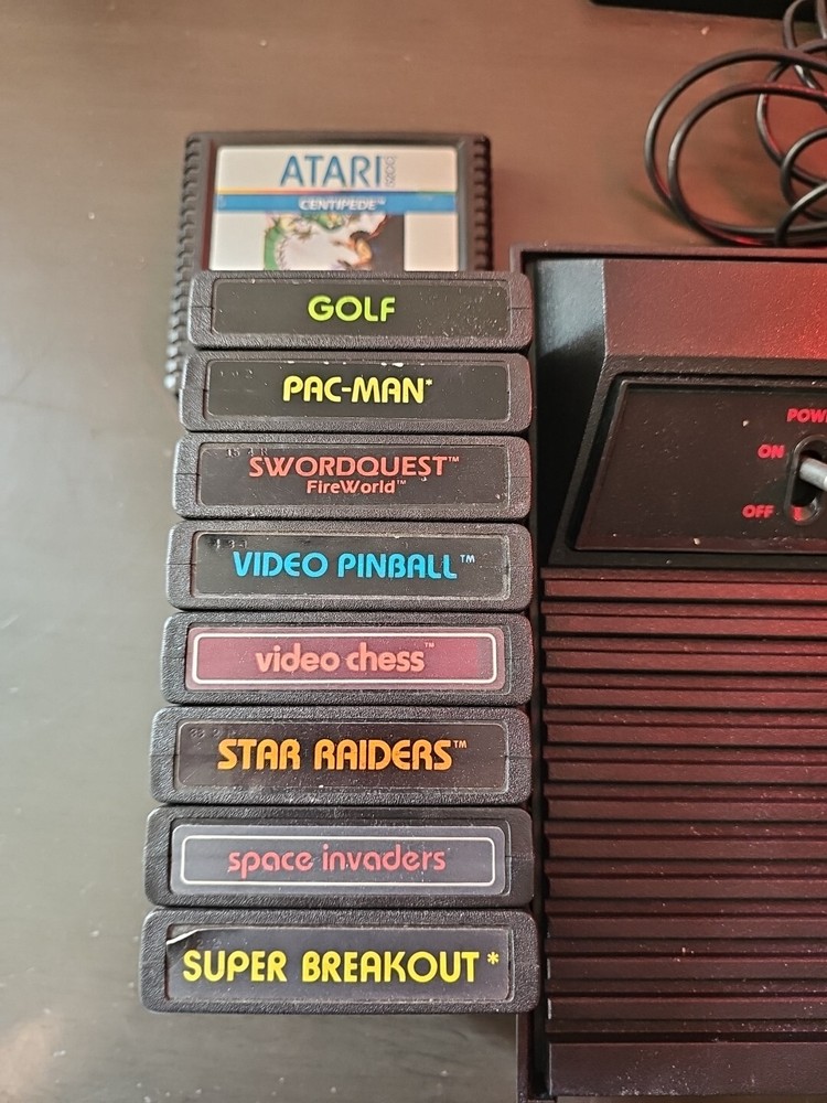 Atari 2600 Console (NTSC) working with games