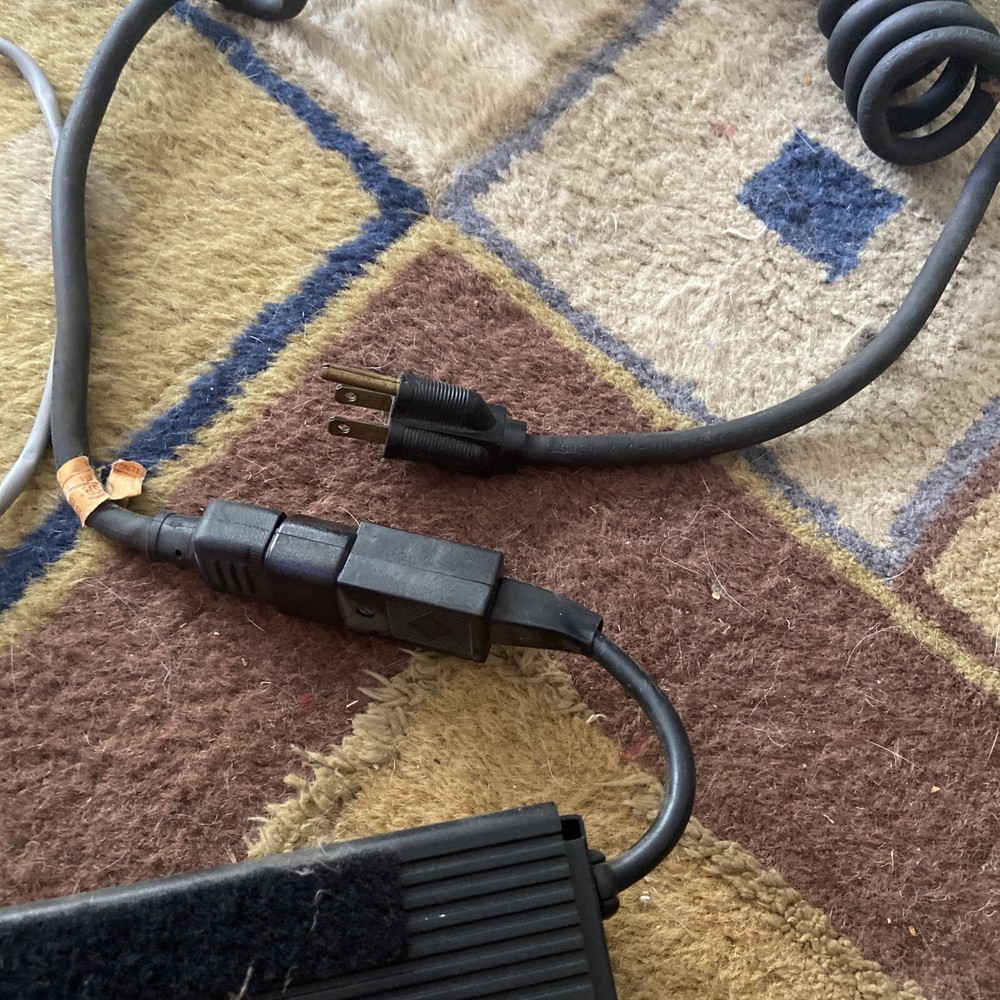 Charger Soneil 2408S-C1