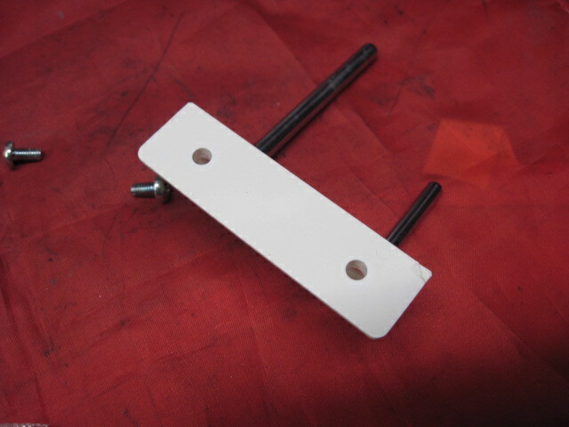 Kenmore 158.1010180 Sewing Machine Rear Thread Spool Pin Rack