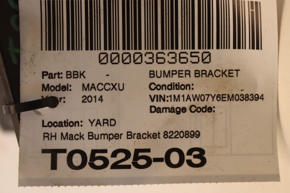 2013-2018 MACK CXU613 FRONT RIGHT PASSENGE SIDE BUMPER BRACKET MOUNT SUPPORT OEM