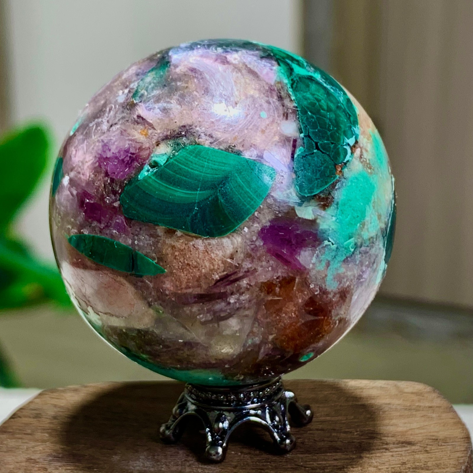 80G Newly discovered rare malachite purple mica symbiotic sphere restoration