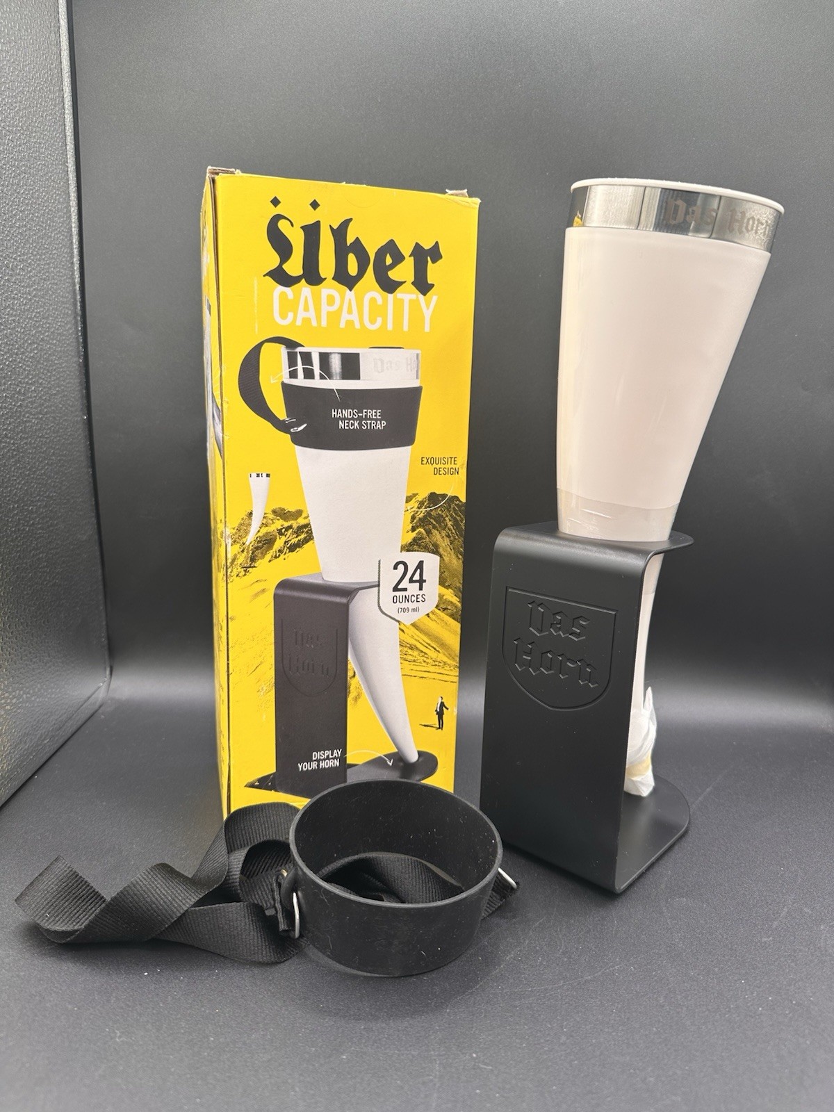 Das Horn VIKING Uber Drinking Vessel 24oz With Holder & Stand New in Open Box